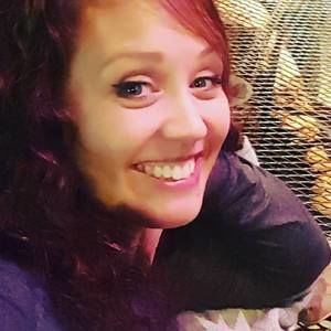 Meet your Posher, Tina